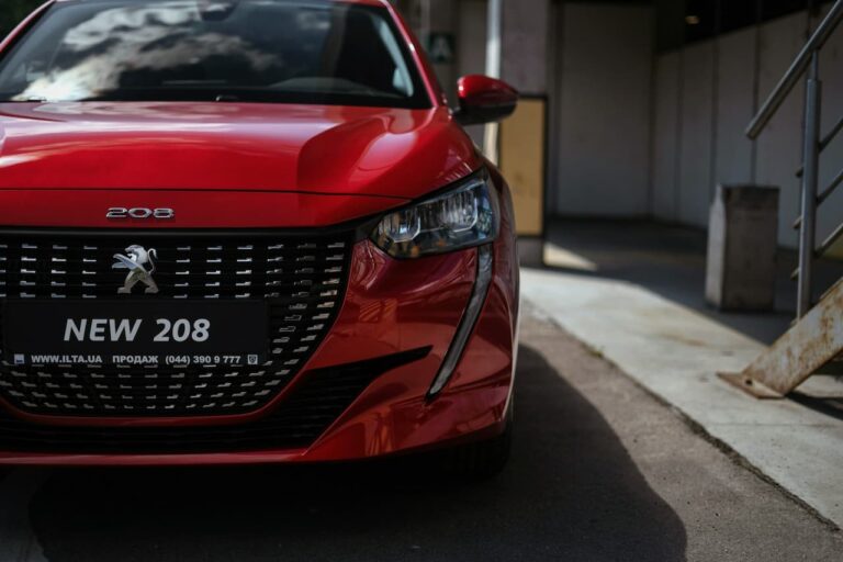Lire la suite à propos de l’article Peugeot 208 : Les modèles à éviter et les moteurs à fuir absolument en 2025