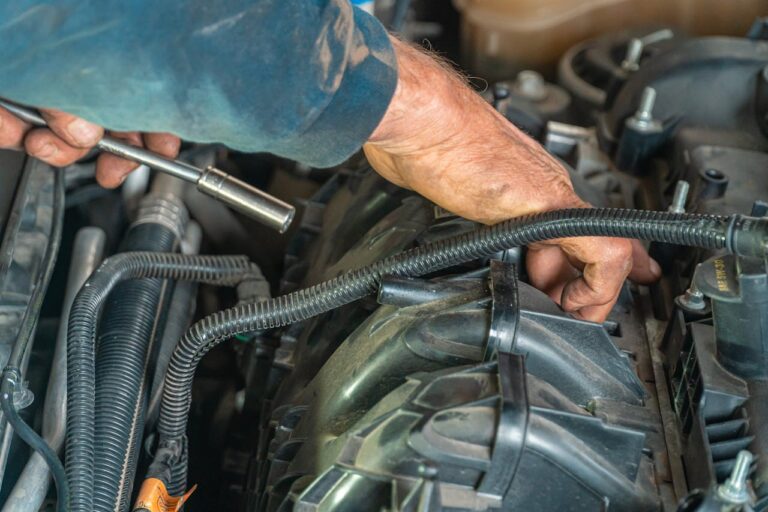 Lire la suite à propos de l’article Comment nettoyer les injecteurs diesel : méthodes, fréquence et tarifs