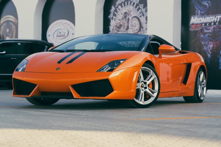 Lire la suite à propos de l’article Quel est le prix de la Lamborghini la moins chère ?